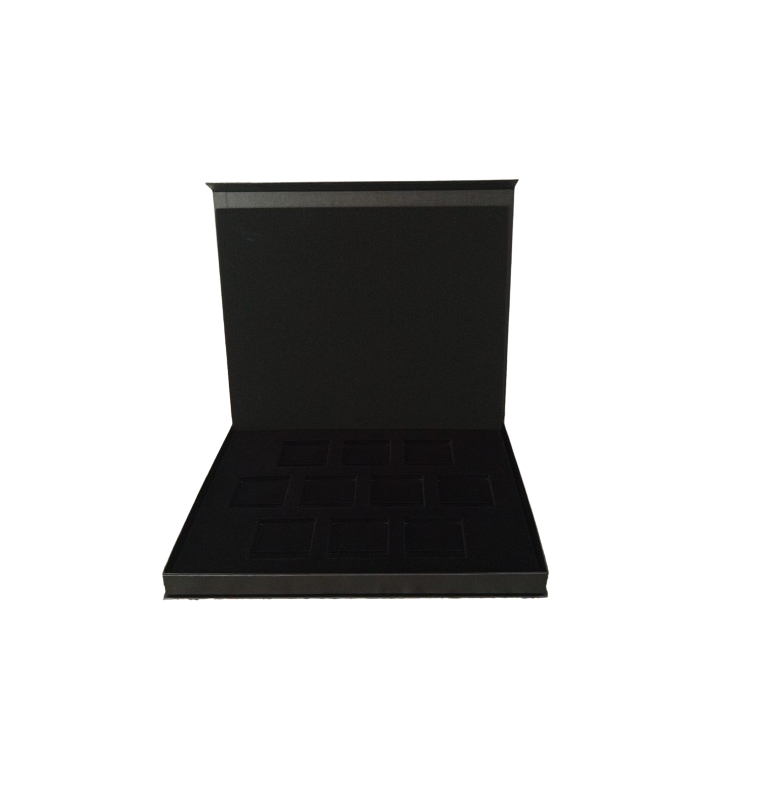 Black case for 10 Quadrum capsules